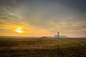 Sonnenuntergang Flughafen Wien